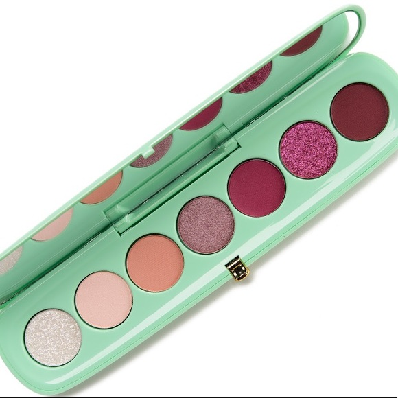 Marc Jacobs Cherry Palette - Picture 3 of 3